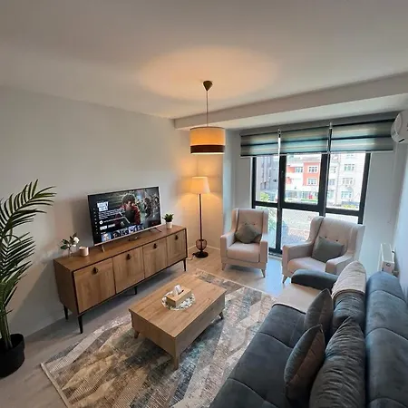 شقة Luxurious Near Ataturk Airport *